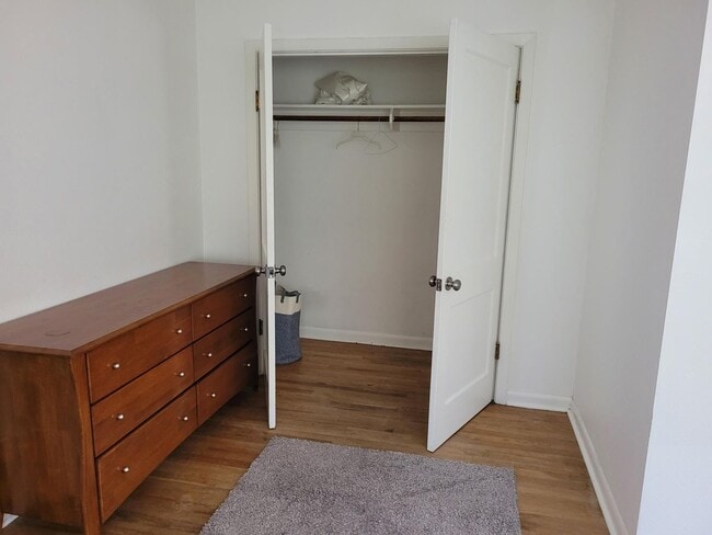 Photo - Lewis & Clark Law School International Students ONLY Apartment