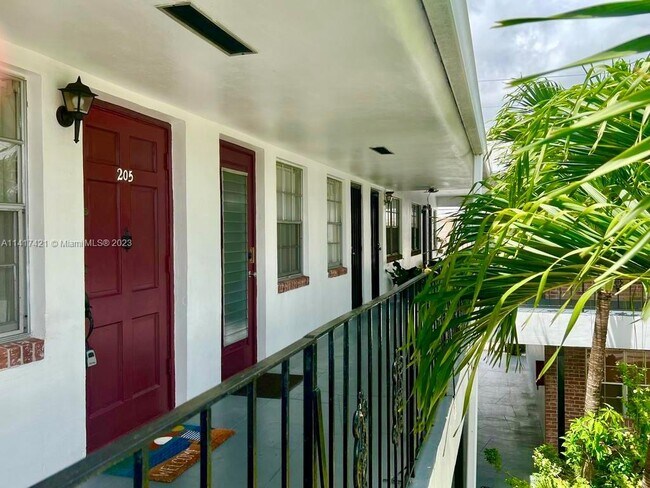 Foto del edificio - 1050 Atlantic Shores Blvd