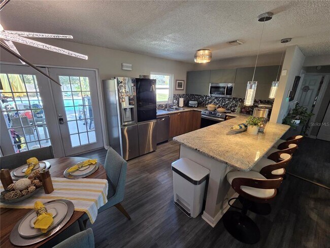 Foto del edificio - 6301 S Renellie Ct