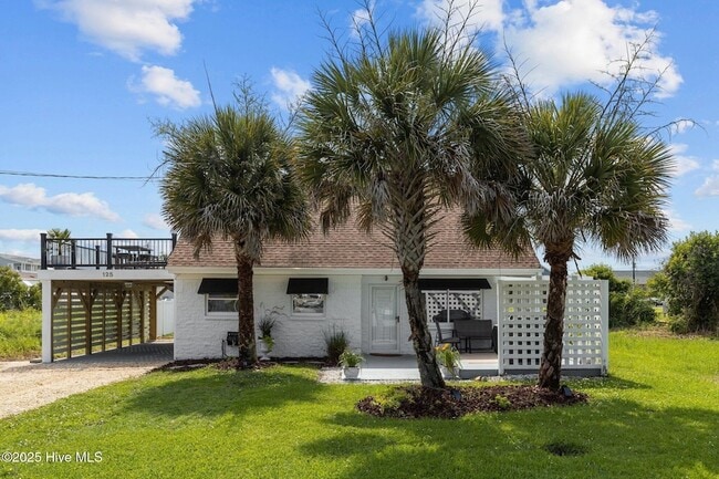 Building Photo - 125 Pelican Dr