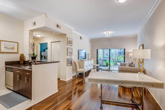 Foto del edificio - 4905 Midtown Lane