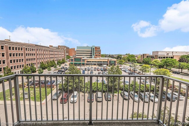 Foto del edificio - 3670 Woodward Ave