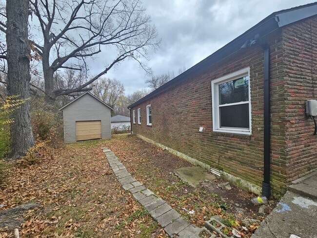 Building Photo - 106 Faith Drive