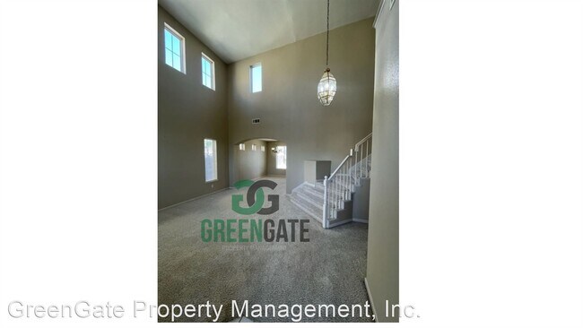Building Photo - 4 br, 3 bath House - 985 W Alameda St