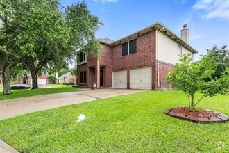 Building Photo - 401 Stockbridge Ln