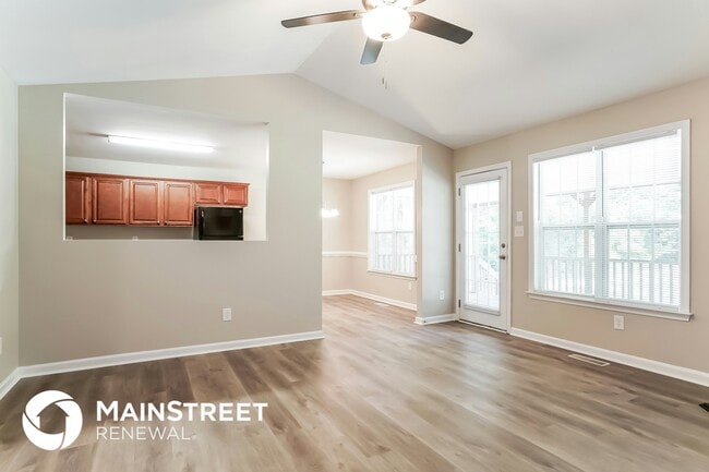 Foto del edificio - 174 Fox Chase Ln