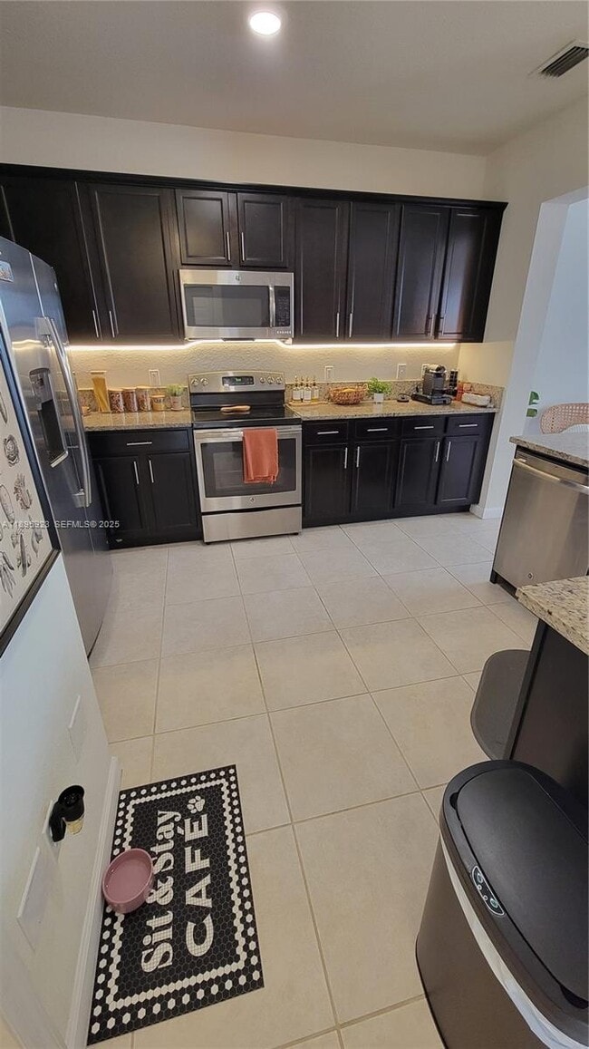 Foto del edificio - 10630 NW 88th St