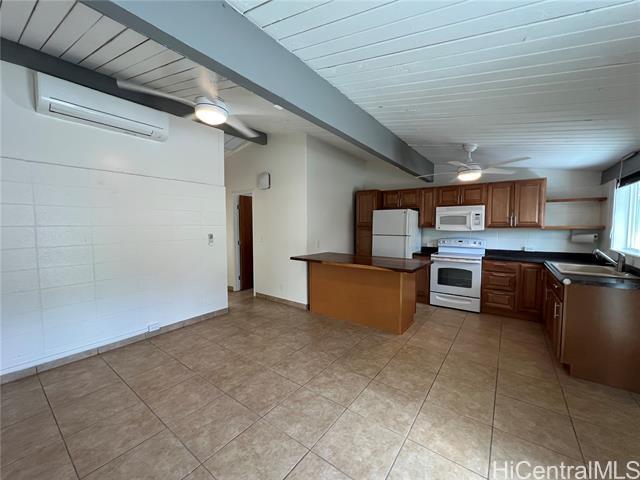 Building Photo - 68-190-190 Au St