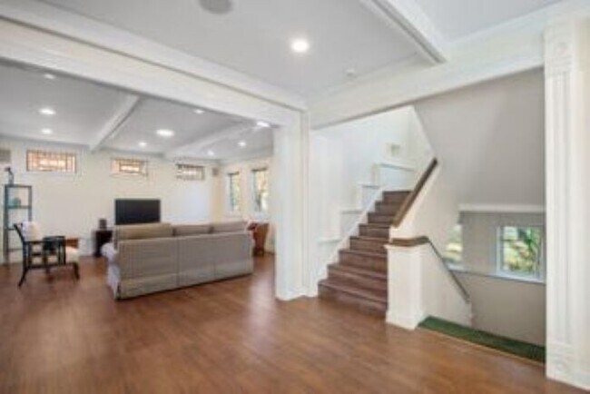 Foto del edificio - 1644 McGovern Ave