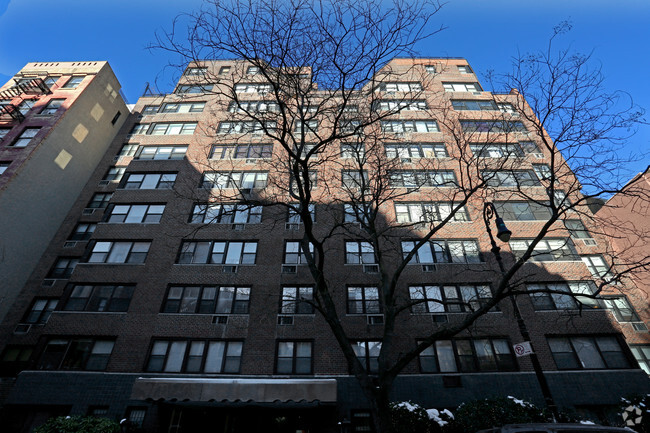 Building Photo - 45-55 W 10th St