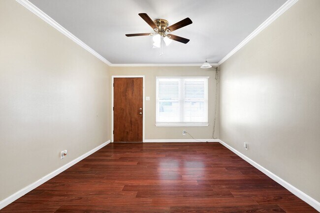 Foto del edificio - Spacious Single-Story Home with Convenient...