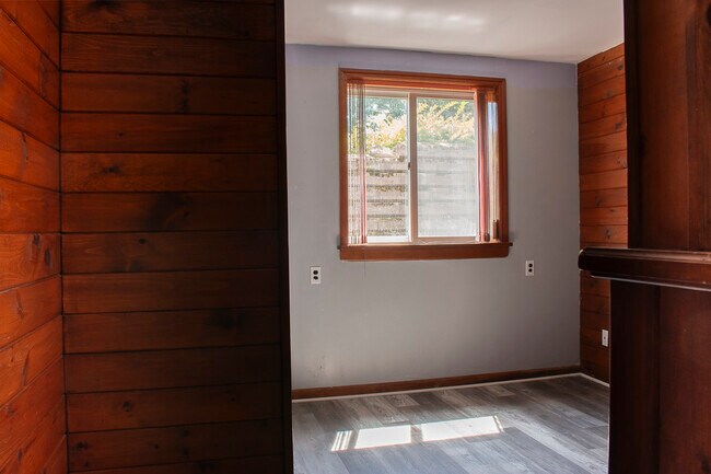 Foto del edificio - 125 Ridgecrest Rd