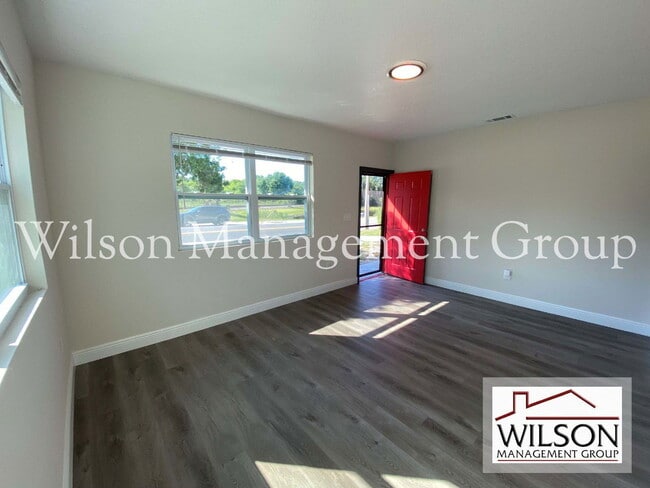 Foto del edificio - 1904 SW Rd