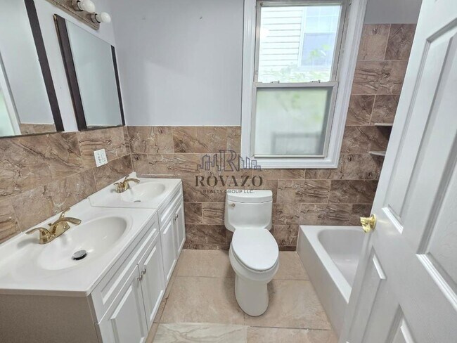 Foto del edificio - 42 Crawford St