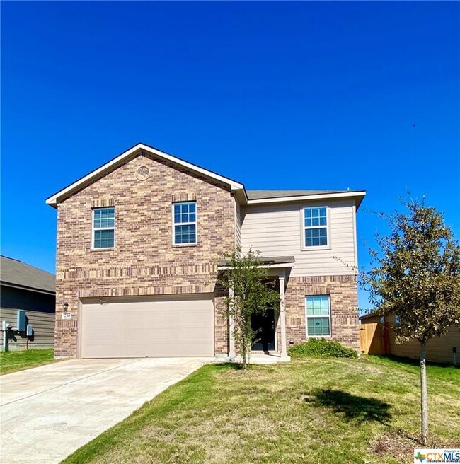 Building Photo - 216 Allington Cir