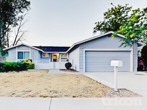 Building Photo - 953 Lepori Way