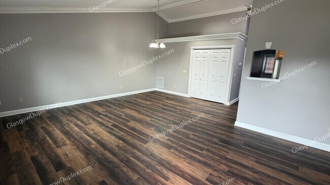 Foto del edificio - 98 Sandwood Dr