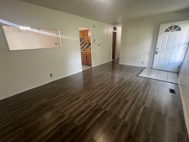 Building Photo - 4117 Ruskin Dr
