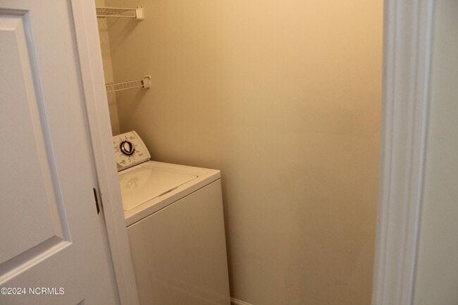 Building Photo - 106 Cobblers Cir