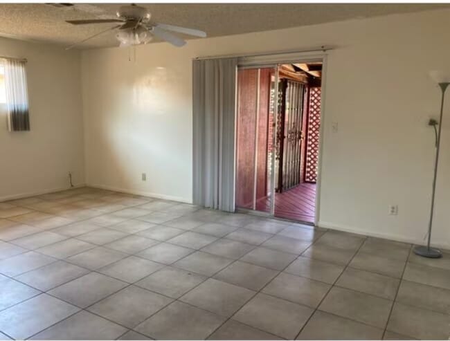 Foto del edificio - 4640 Clairemont Dr