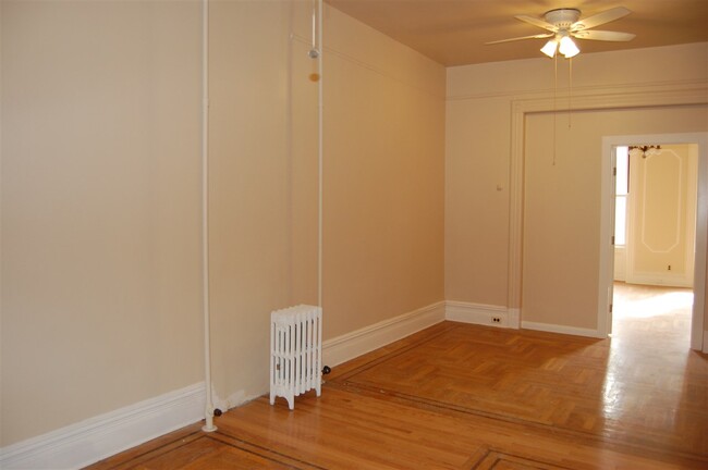 Building Photo - 1206 Park Ave