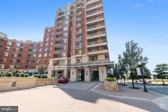 Building Photo - 3600 S Glebe Rd