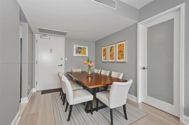 Foto del edificio - 777 S Federal Hwy