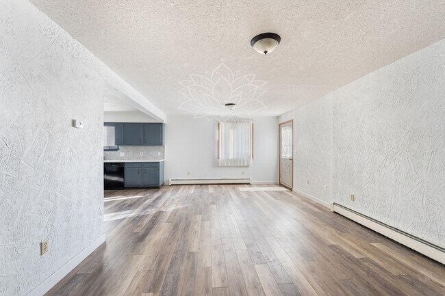 Foto del edificio - 621 N Rogers Ave