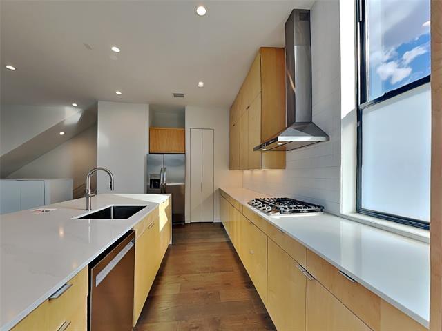 Building Photo - 109 Forest Star Dr