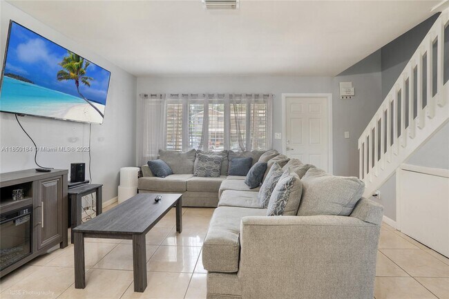 Foto del edificio - 10425 NW 3rd St