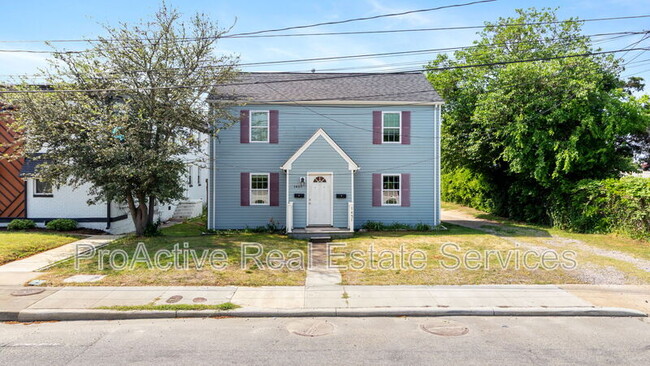 Building Photo - 1451 W Ocean View Ave