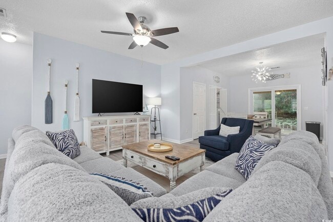 Building Photo - 9580 Maison Ct