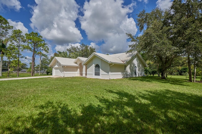 Building Photo - 10725 58th Rd S