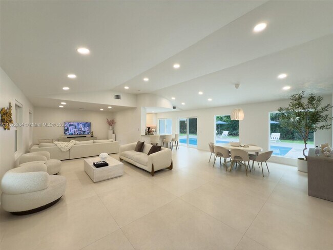 Foto del edificio - 7895 SW 76th Terrace