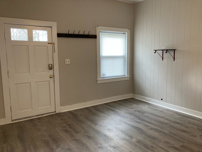 Photo - 1610 Pontiac Trail House