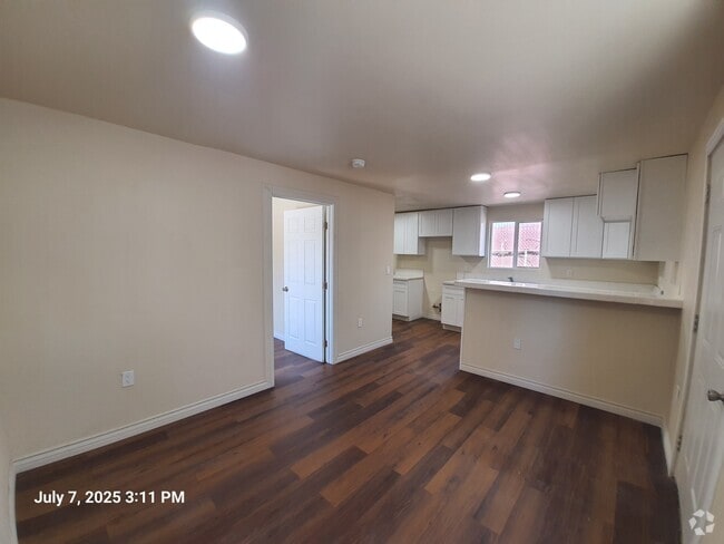 Building Photo - 1221 W 152nd St