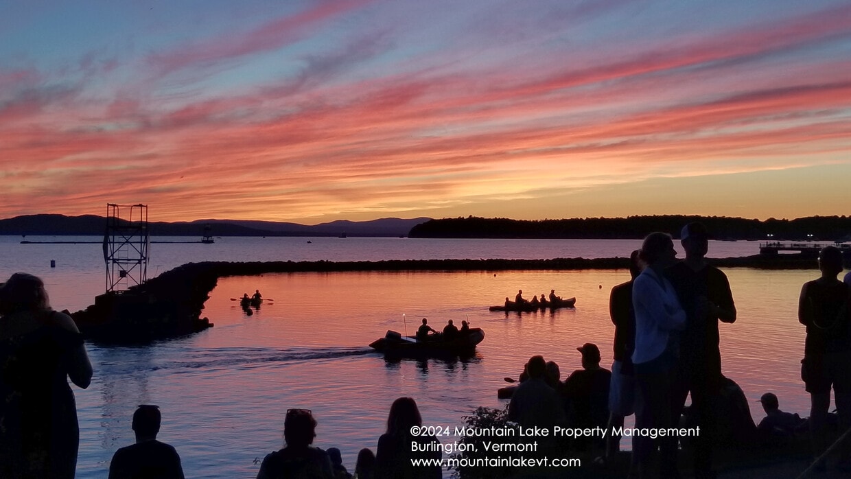 Classic Waterfront Park Sunset - 216 Lake St (Burlington, VT)