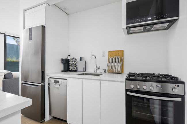 Kitchen and Entry - 144 S Wilton Pl
