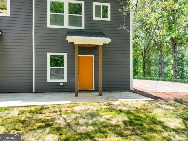 Building Photo - 87 Hennon Dr NW