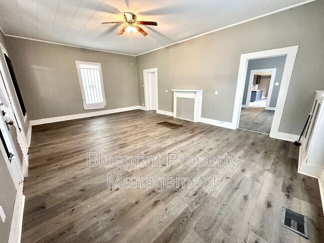 Foto del edificio - 3616 Maple Ave SW