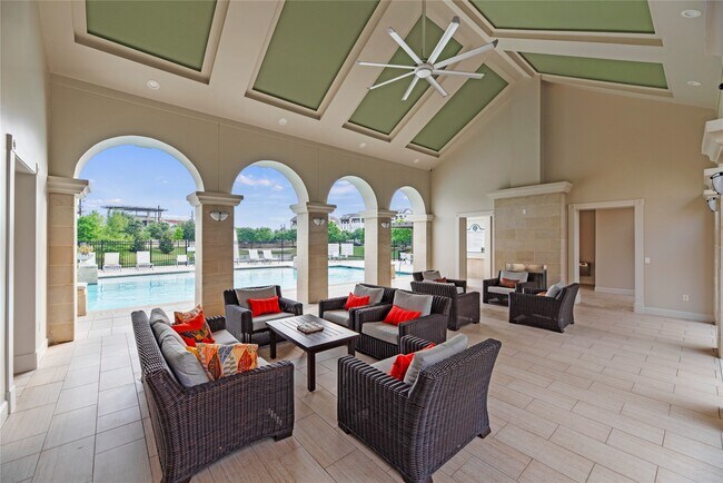 Foto del edificio - 3503 Kensington Gdns Ln