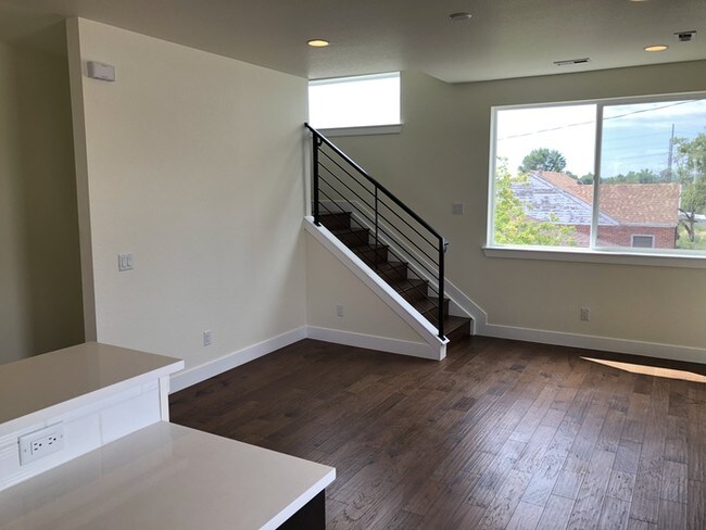 Building Photo - NEWLY BUILT Townhome in Denver