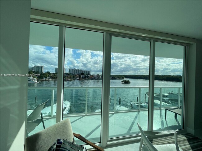 Foto del edificio - 400 Sunny Isles Blvd