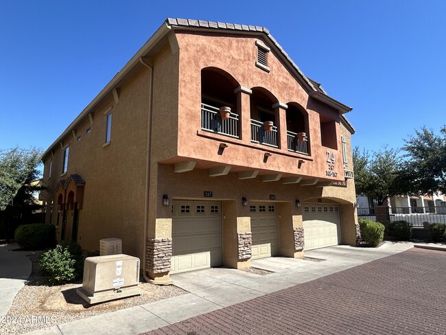 Foto del edificio - 17150 N 23rd St