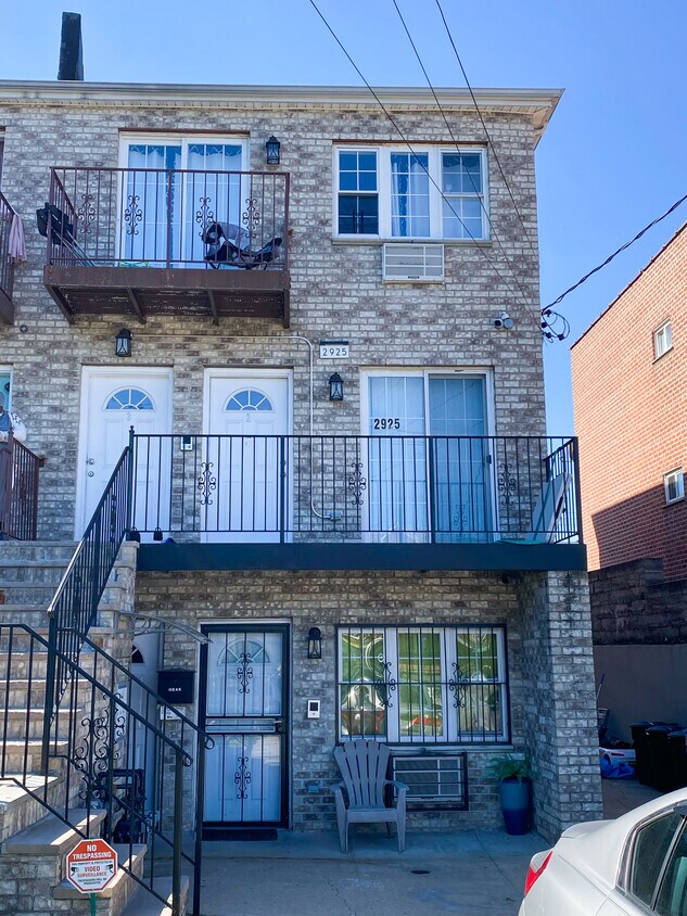 2925 Laconia Ave Unit 3, Bronx, NY 10469 Apartments in Bronx, NY