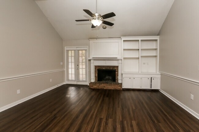 Foto del edificio - 506 Huntington Dr