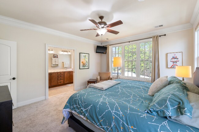 Foto del edificio - 545 Summerford Ln