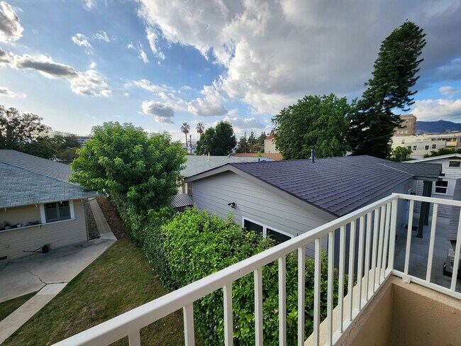 Balcony View - 132 Franklin Ct