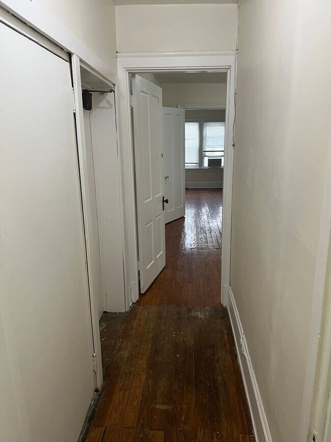 Foto del edificio - 3521 Clifton Ave