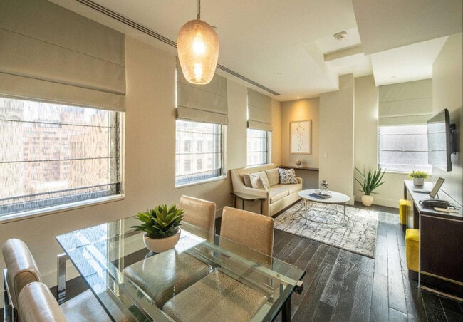 Building Photo - 520 8th Ave